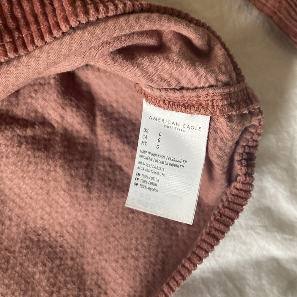 EUC AE Corduroy Cropped Button Up Shirt - Picture 7 of 7